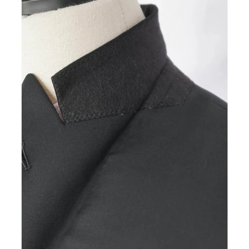 ARMANI COLLEZIONI - Black Wool Peak Lapel DInner Jacket - 38R